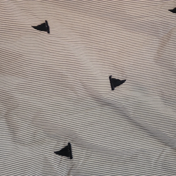 Mens Tommy Hilfiger shorts - Picture 3 of 6